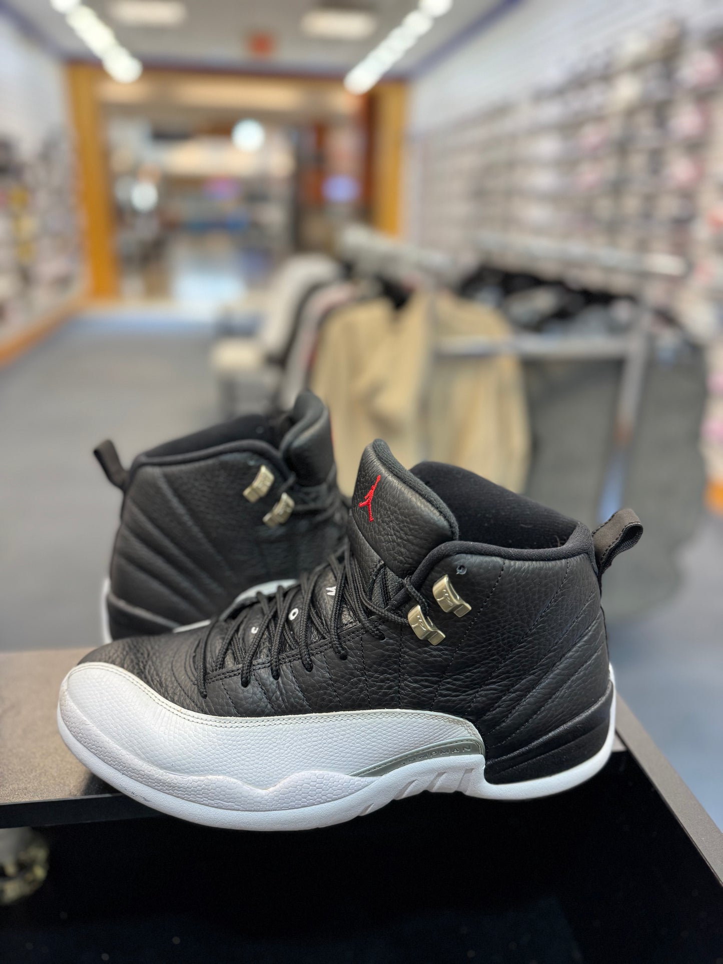 *USED* Jordan 12 Retro Playoffs (2022)