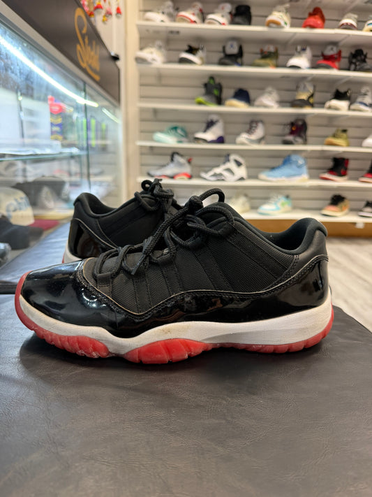 *USED* Jordan 11 Retro Low Bred (2025)