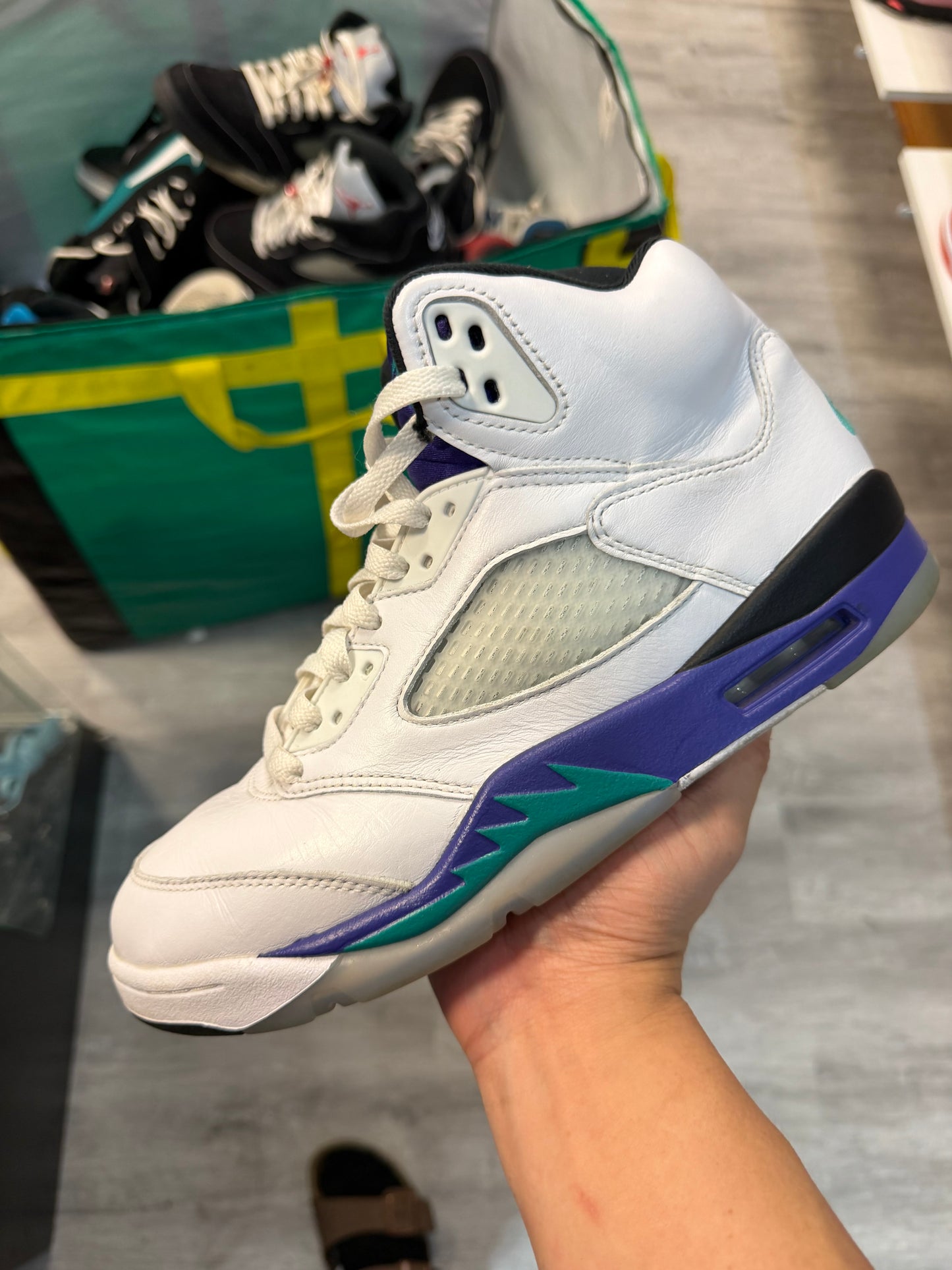 *USED* Jordan 5 Retro Grape (2025)