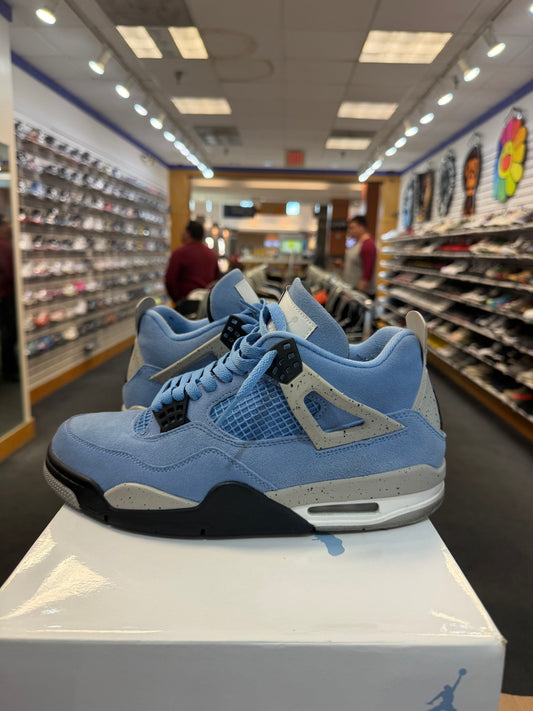 *USED* Jordan 4 Retro University Blue