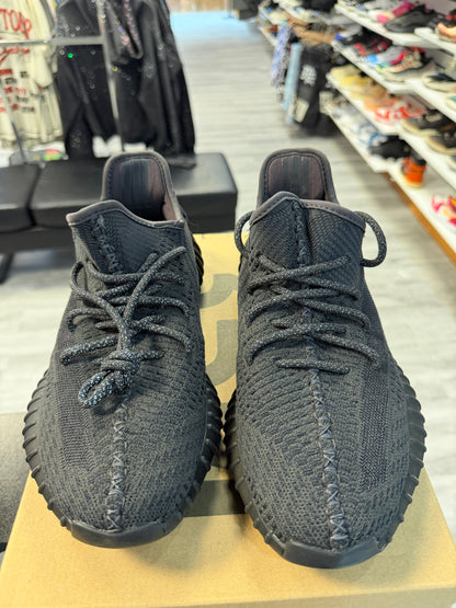 *USED* adidas Yeezy Boost 350 V2 Black (Non-Reflective)