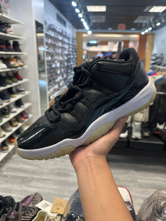 *USED* Jordan 11 Retro Low 72-10