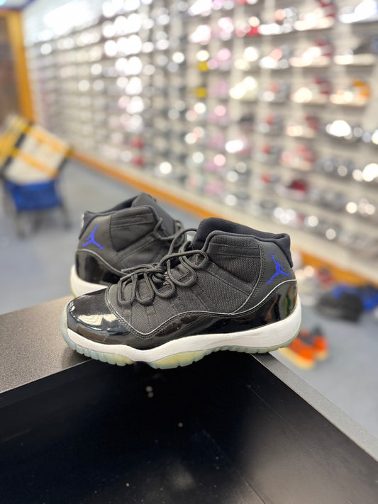 *USED* Jordan 11 Retro Space Jam