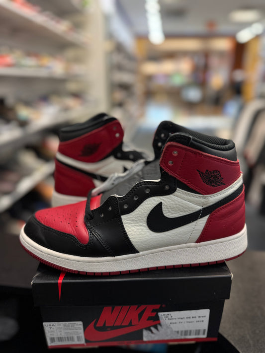*USED* Jordan 1 Retro High Bred Toe (GS)