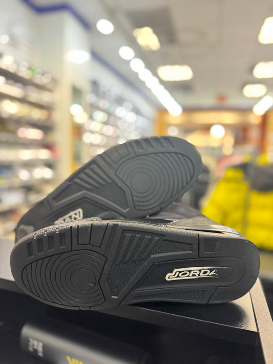 *USED* Jordan 3 Retro Black Cat (2025)