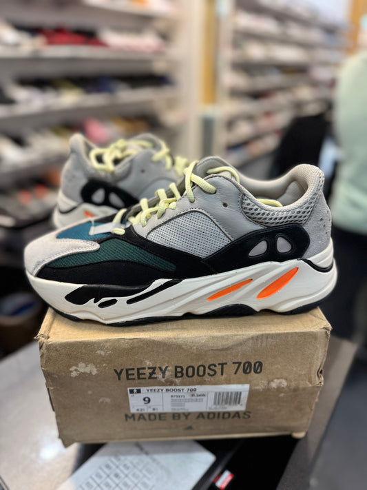 *USED* adidas Yeezy Boost 700 Wave runner