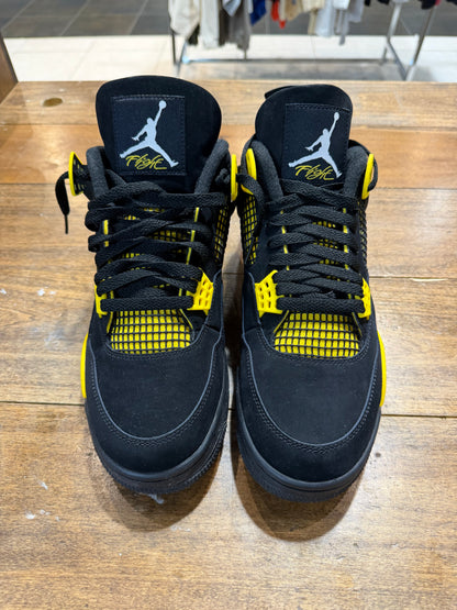 *USED* Jordan 4 Retro Thunder (2023)