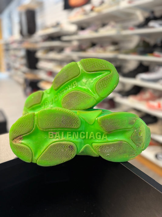 *USED* Balenciaga Triple S Neon