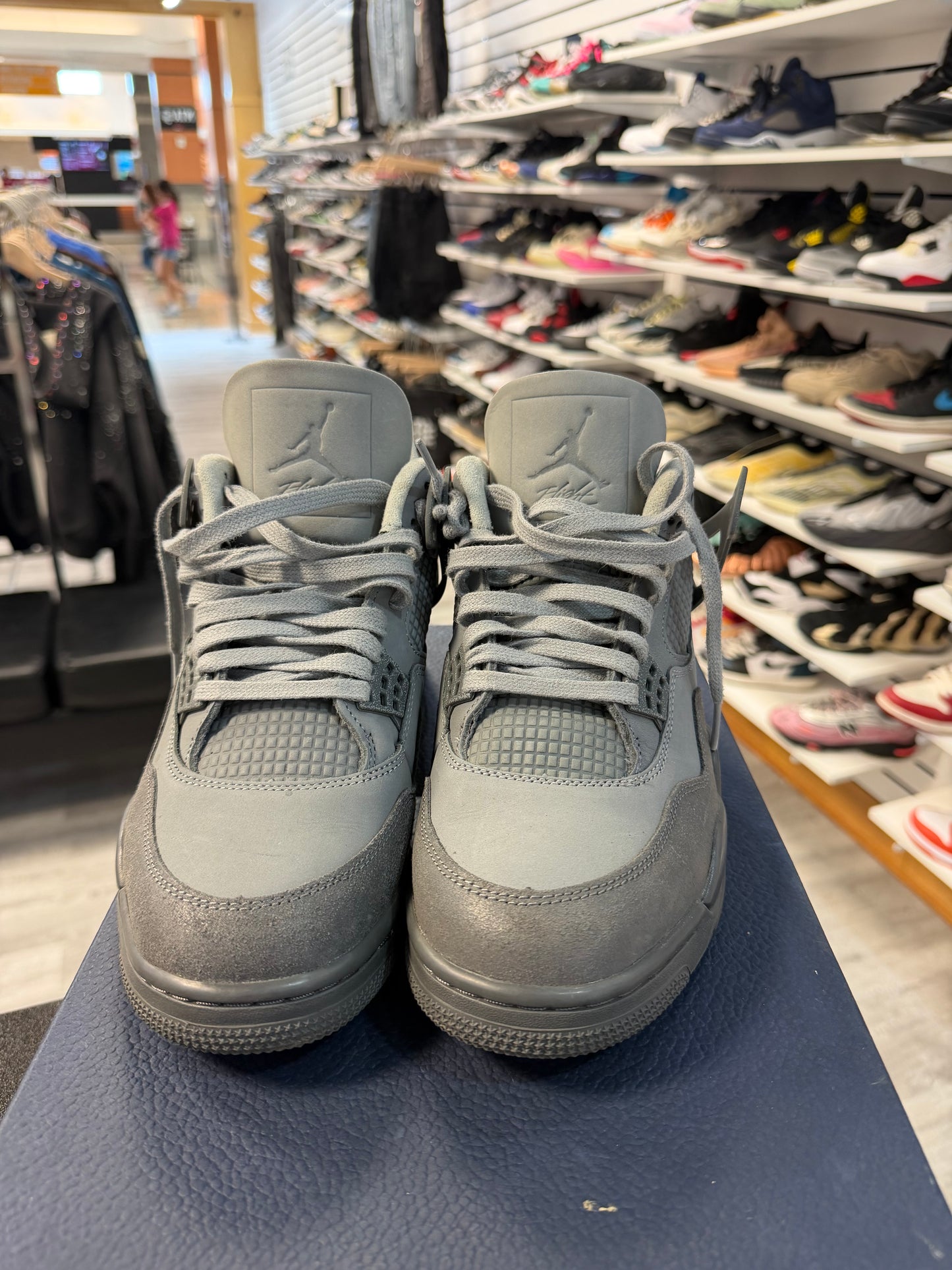 *USED* Jordan 4 Retro SE Paris Olympics Wet Cement