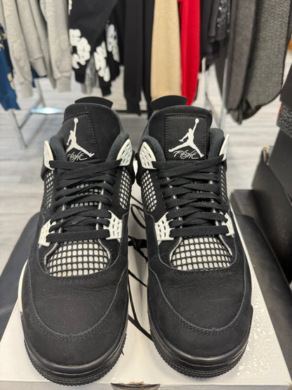 *USED* Jordan 4 Retro White Thunder