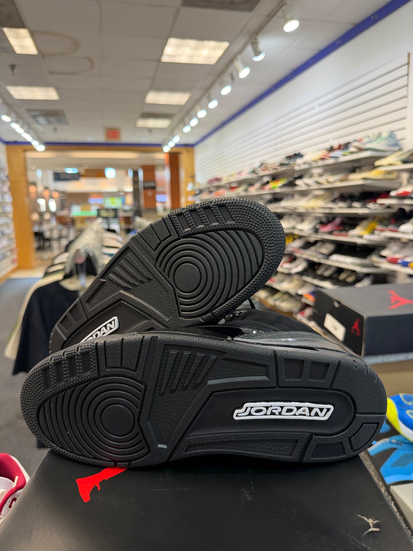 *USED* Jordan 3 Retro Black Cat (2025)