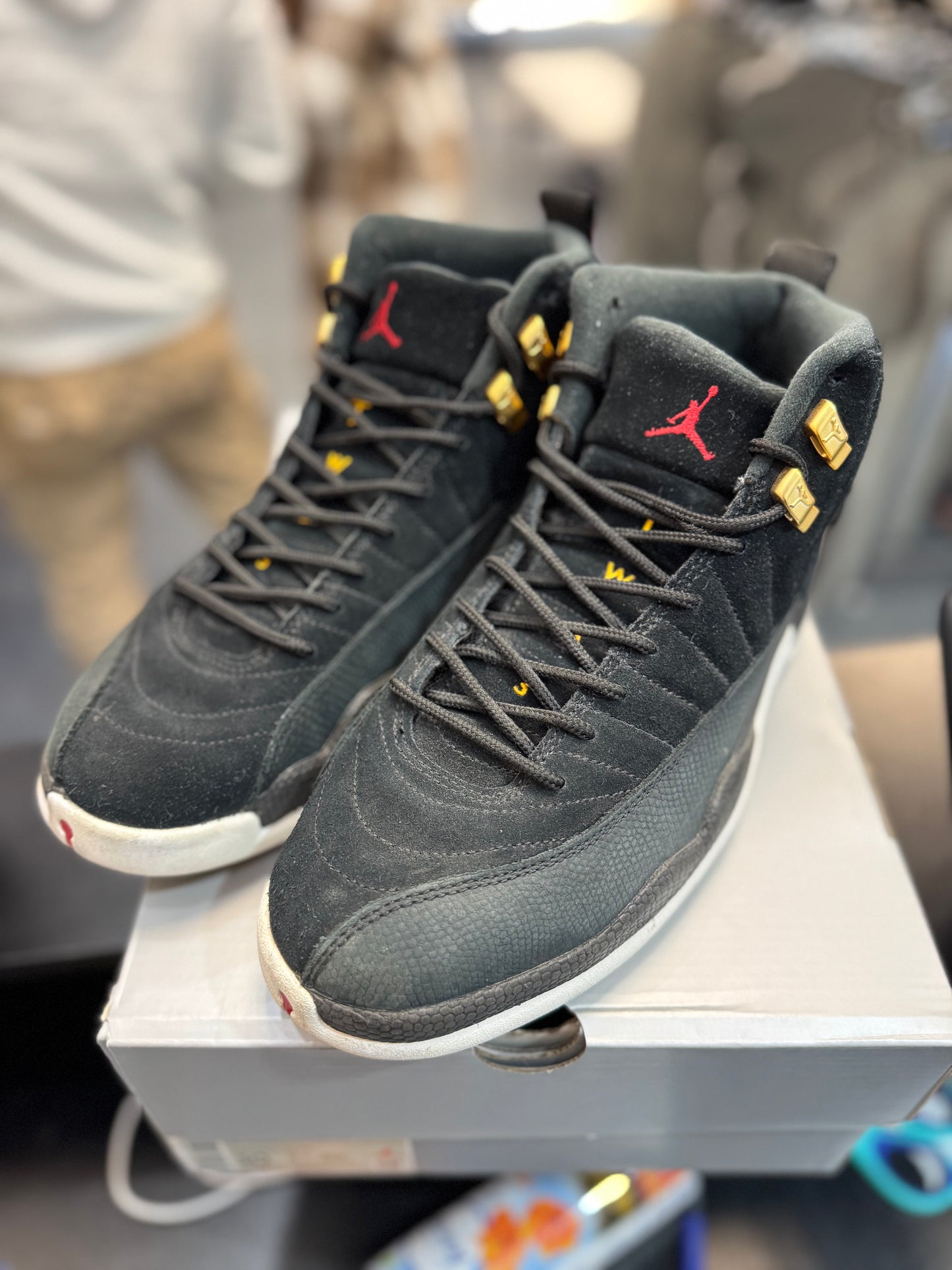 *USED* Jordan 12 Retro Reverse Taxi