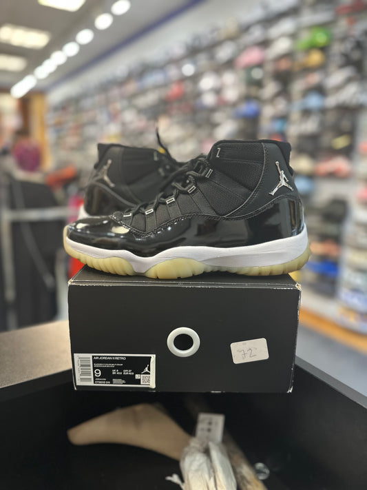 *USED* Jordan 11 Retro Jubilee