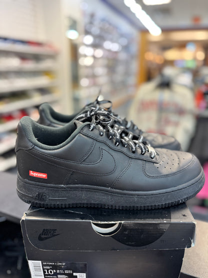 *USED* Nike Air Force 1 Low Supreme Black