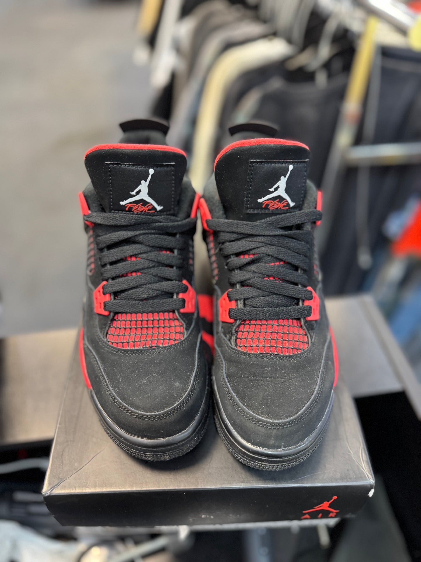 *USED* Jordan 4 Retro Red Thunder