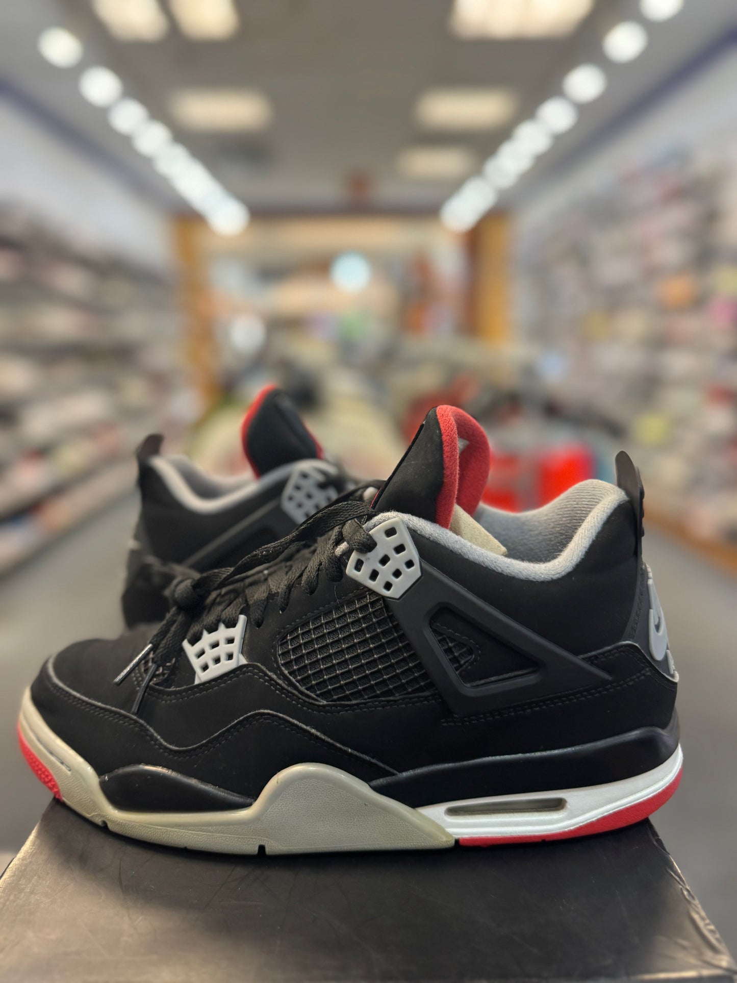 *USED* Jordan 4 Retro Bred (2019)