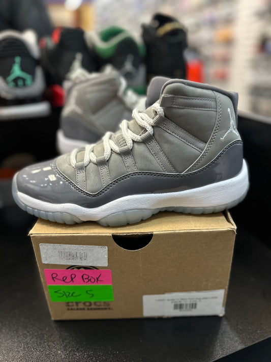 *USED* Jordan 11 Retro Cool Grey (2021) (GS)