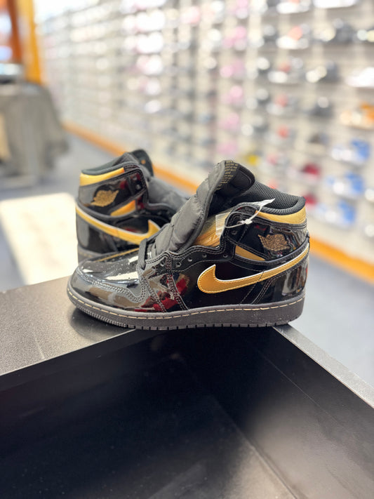 *USED* Jordan 1 High Metallic Gold