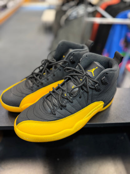 *USED* Jordan 12 Retro Black University Gold