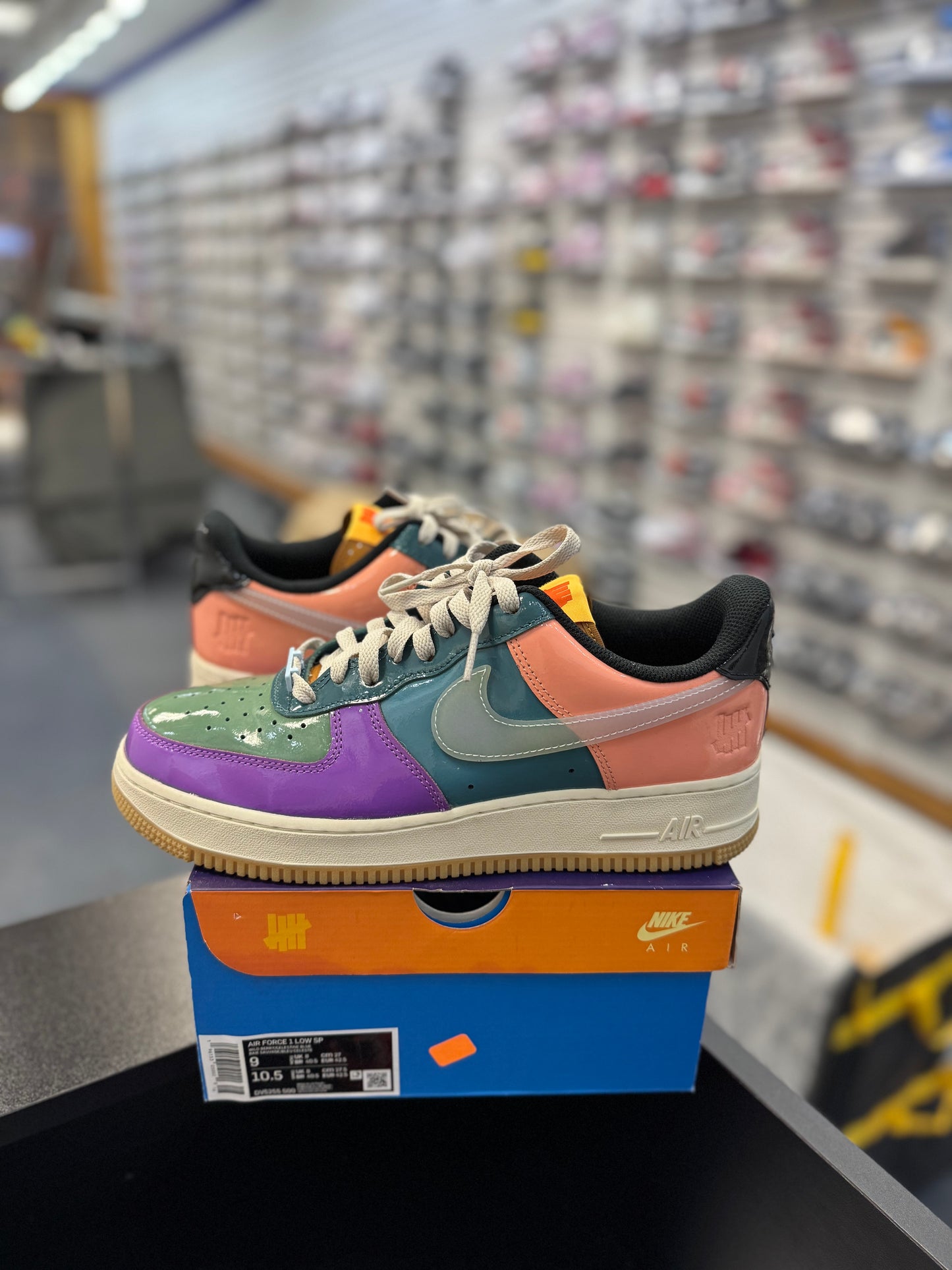 *USED* Nike AF1 Low SP Undefeated Multi-Patent Wild Berry