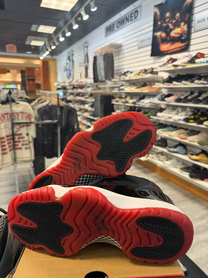 *USED* Jordan 11 Retro Bred