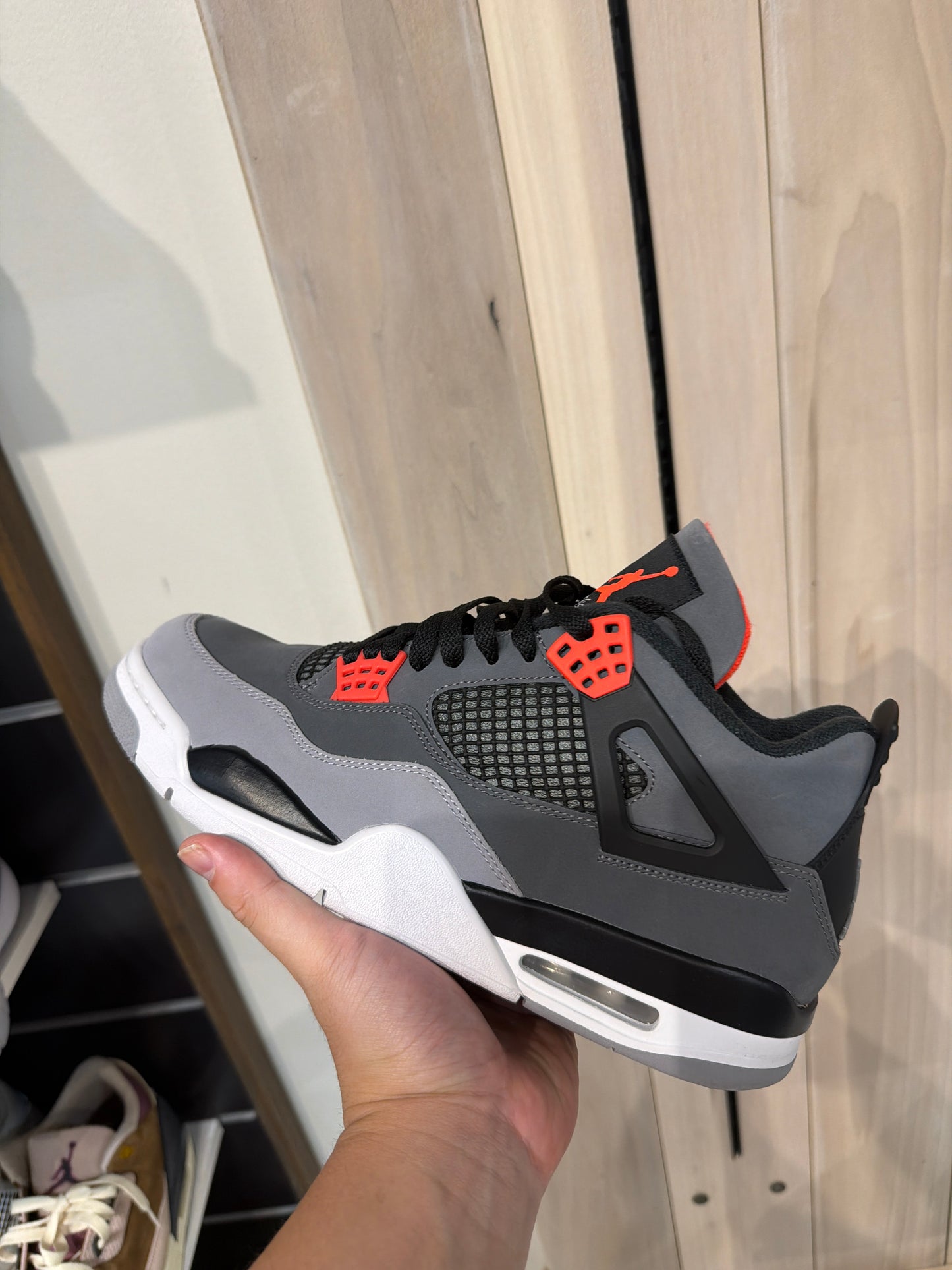 *USED*  Jordan 4 Retro Infared