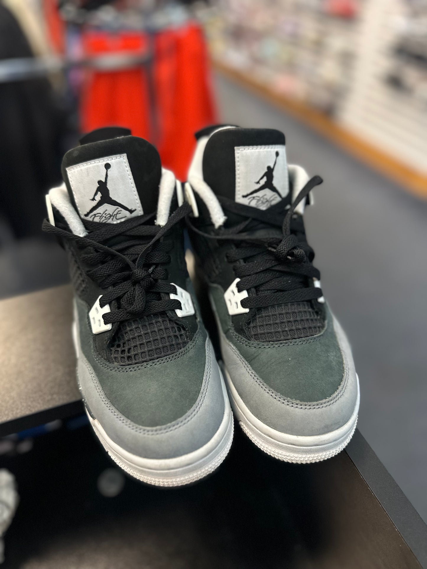 *USED* Jordan 4 Retro Fear (2024) (GS)