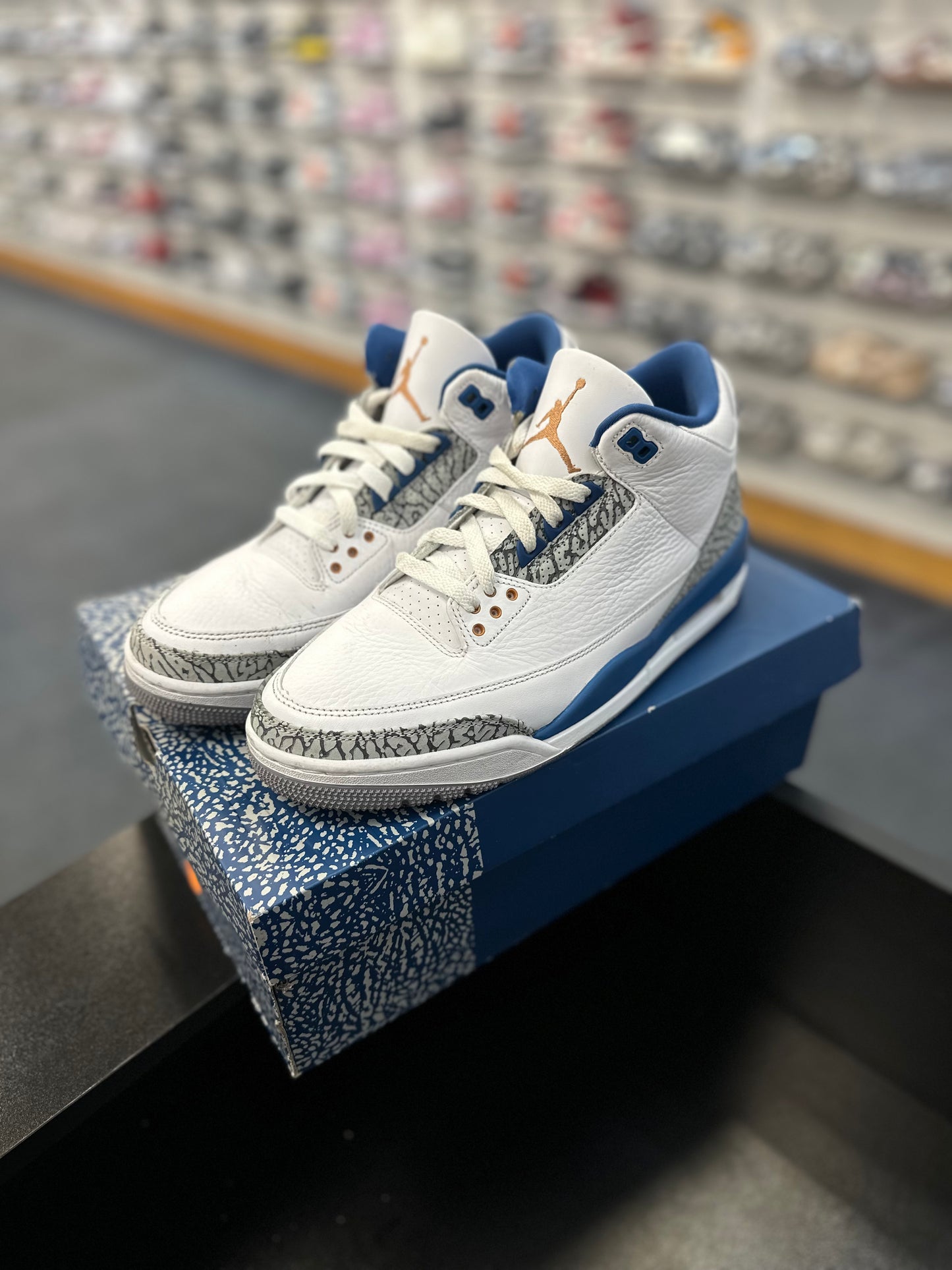 *USED* Jordan 3 Retro Wizards