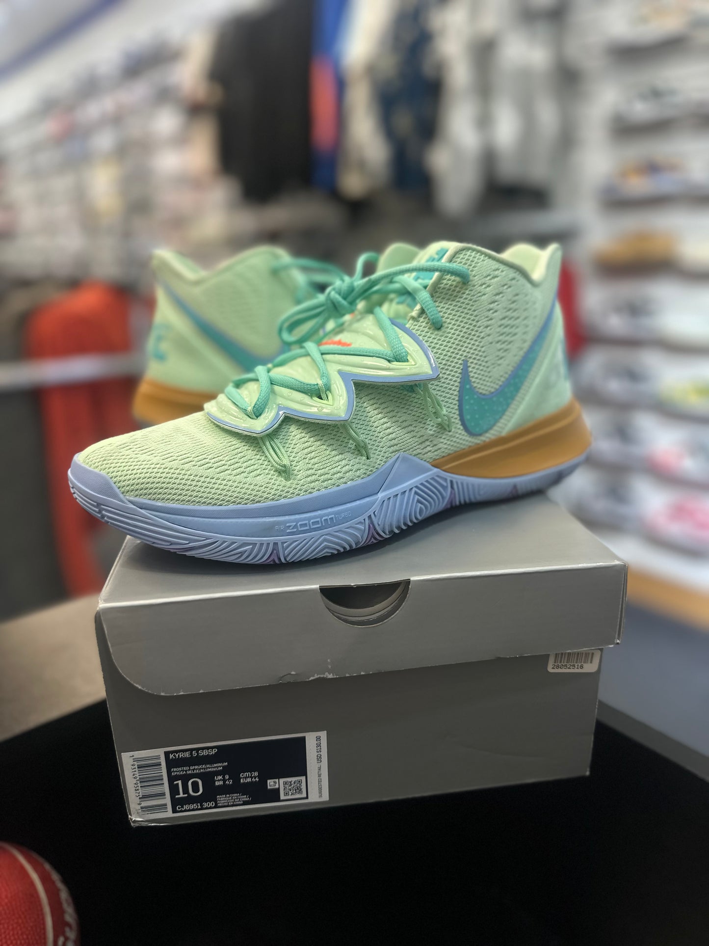 *USED* Nike Kyrie 5 Spongebob Squidward (DEAL)