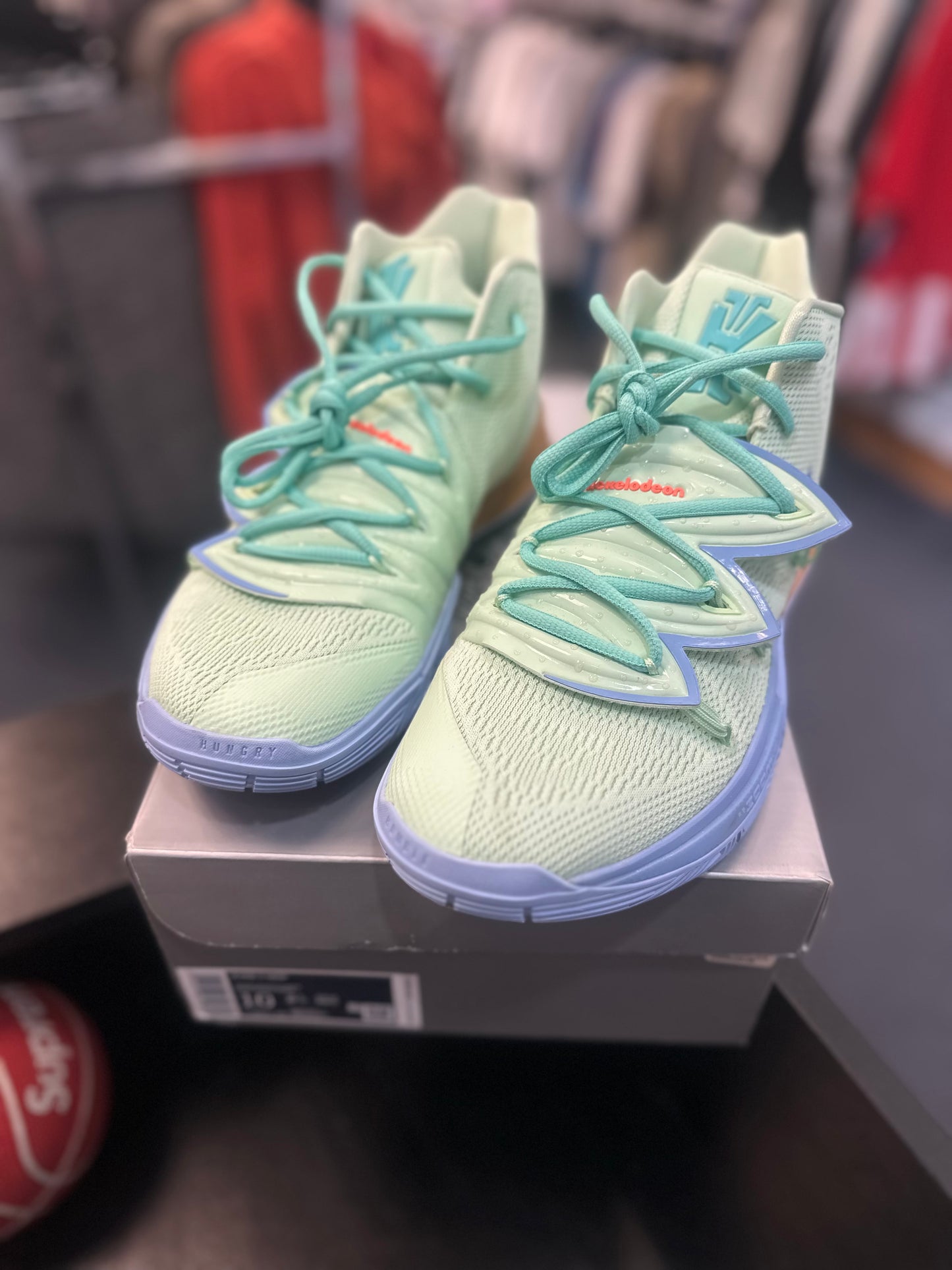 *USED* Nike Kyrie 5 Spongebob Squidward (DEAL)