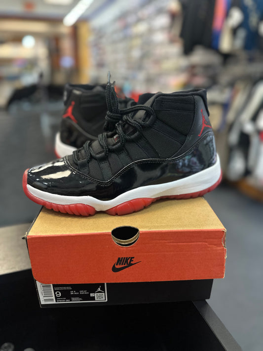 *USED* Jordan 11 Retro Playoffs Bred
