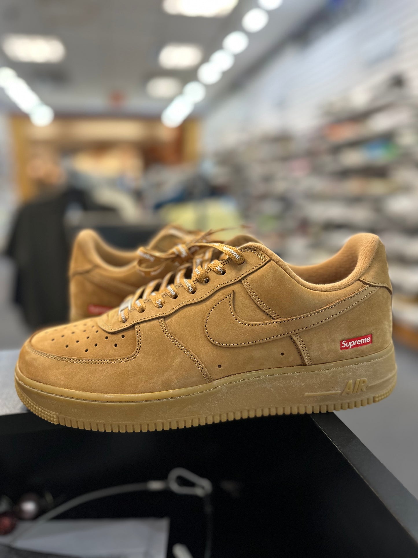 *USED* Nike Air Force 1 Low SP Supreme Wheat