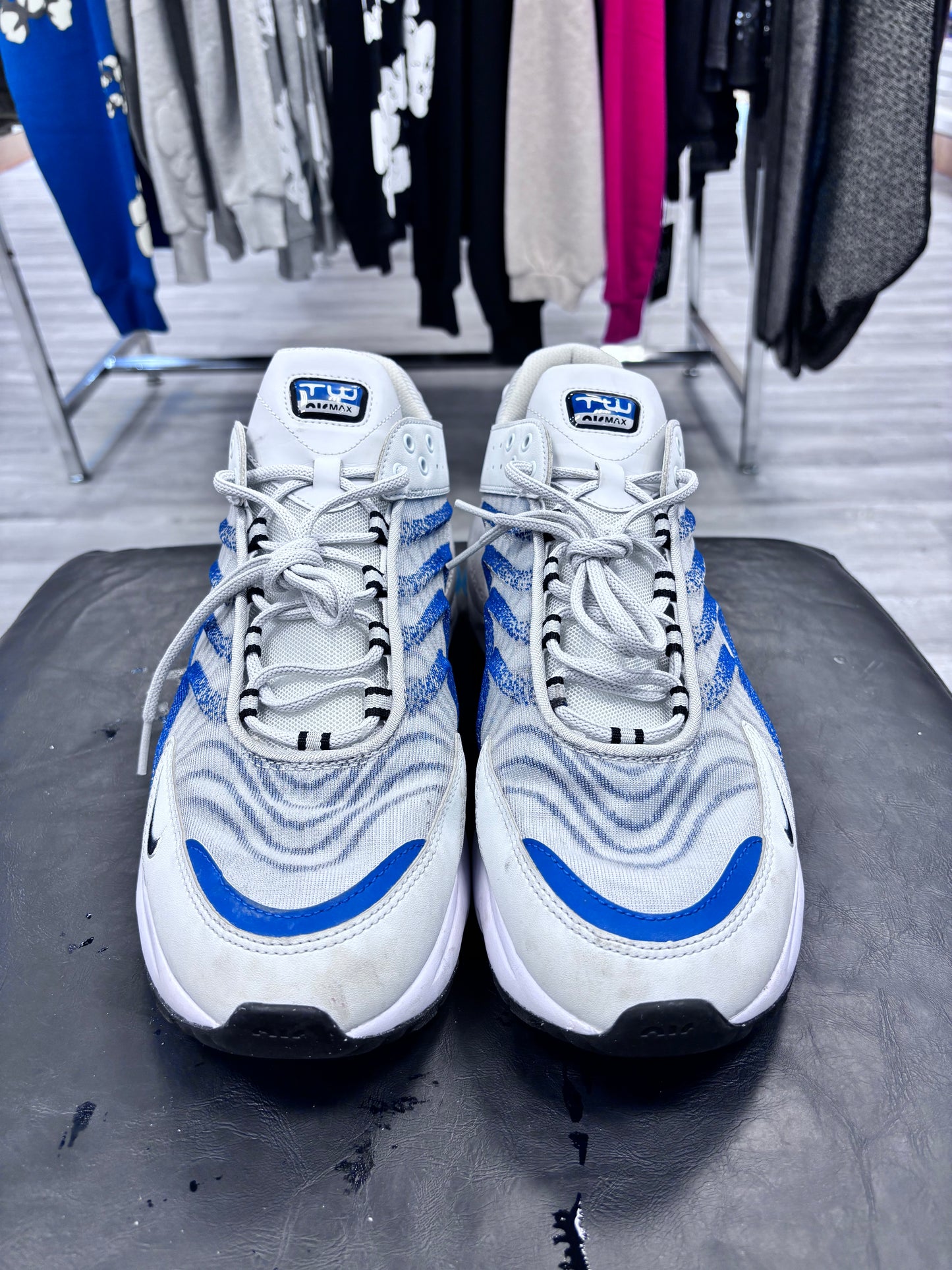 *USED* Air Max TW White Concord