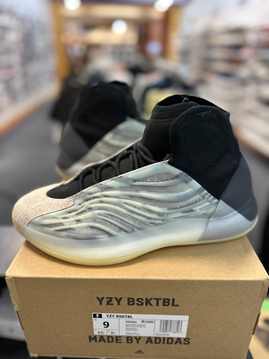 *USED* adidas YZY QNTM BSKTBL