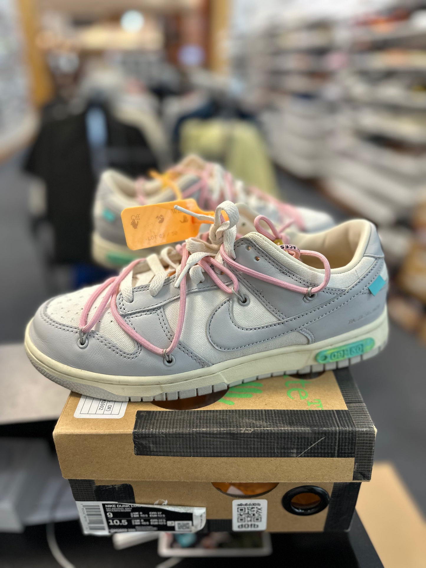 *USED* Nike Dunk Low Off-White Lot 9