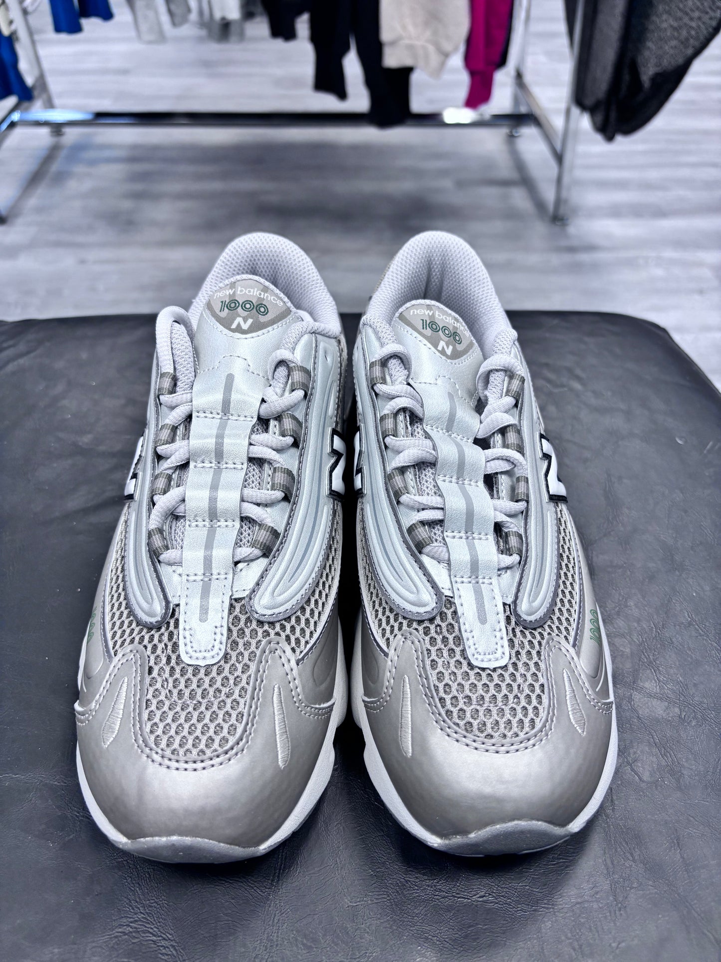 *USED* New Balance 1000 Sneaker Silver Metallic