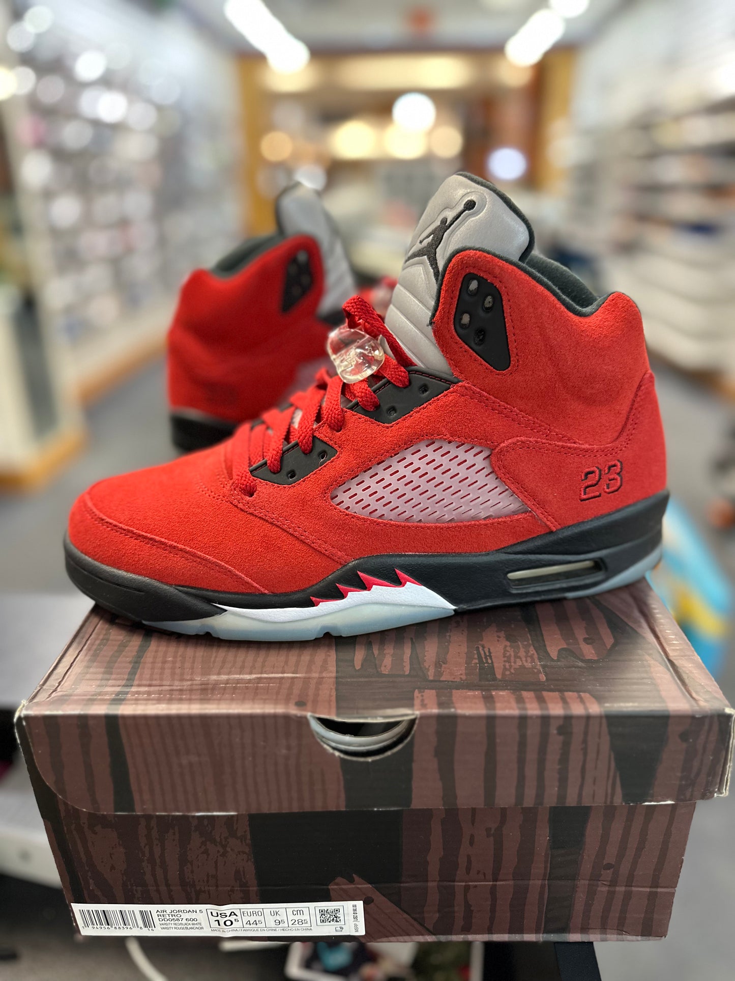 *USED* Jordan 5 Retro Raging Bull Red (2021)