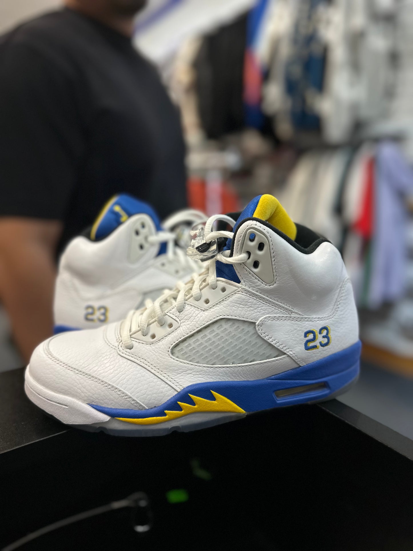 *USED* Jordan 5 Retro Laney