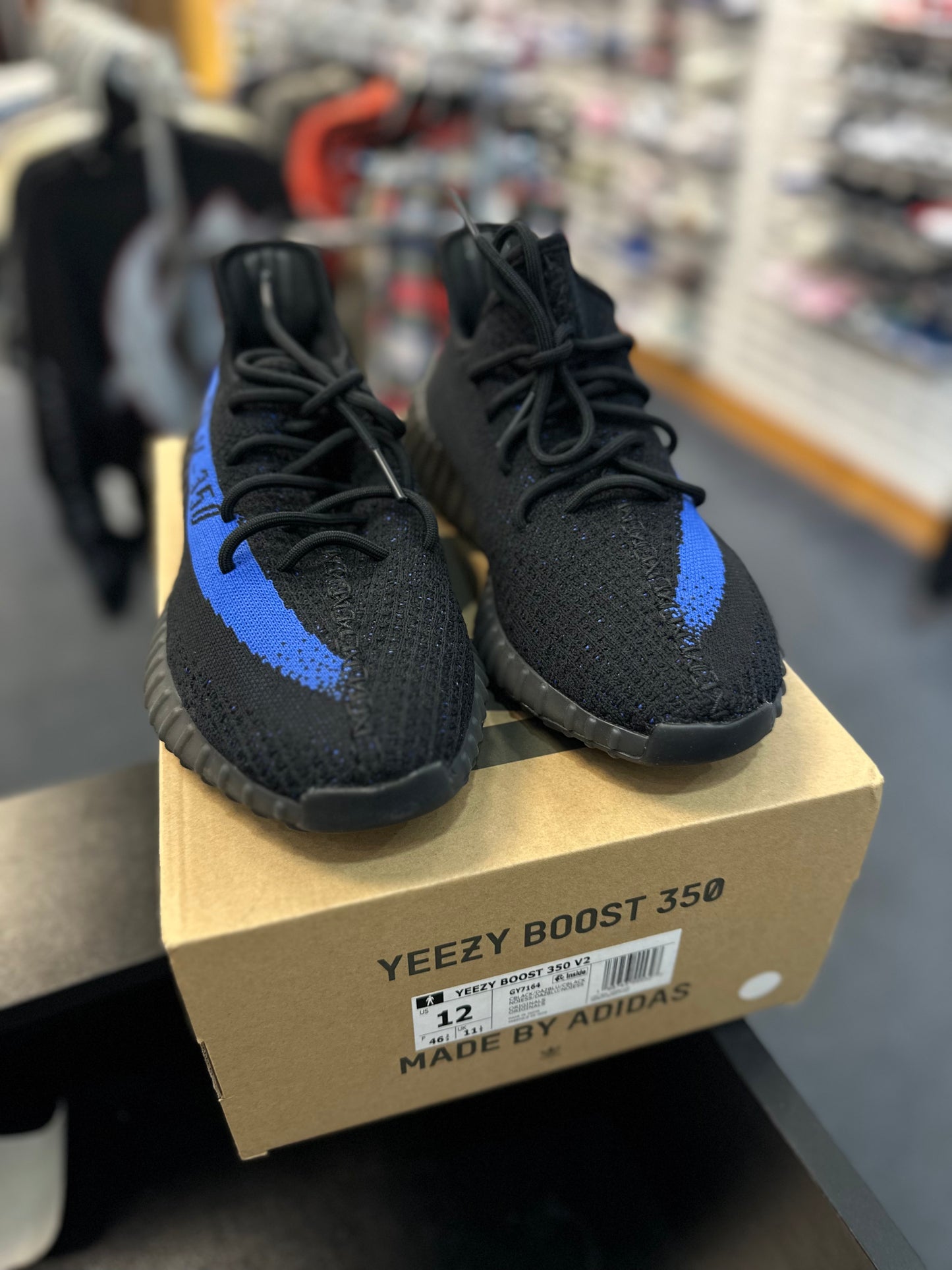 *USED* adidas Yeezy Boost 350 V2 Dazzling Blue