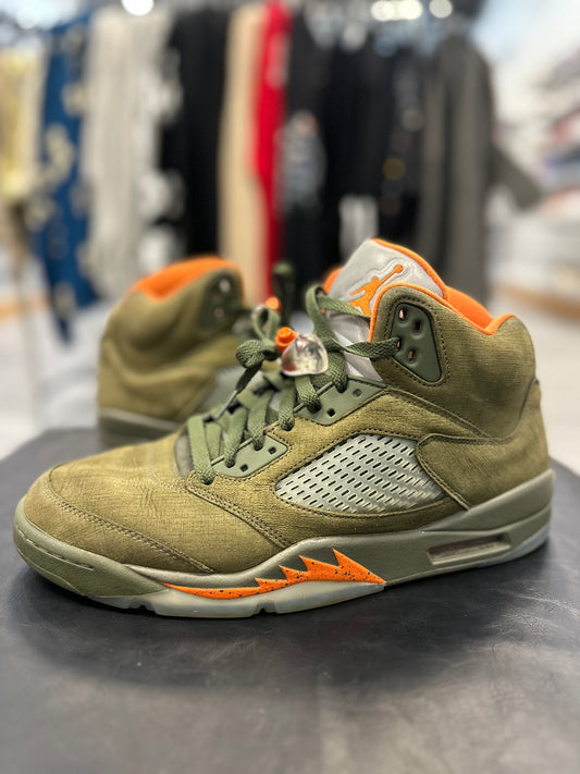 *USED* Jordan 5 Retro Olive (2024)