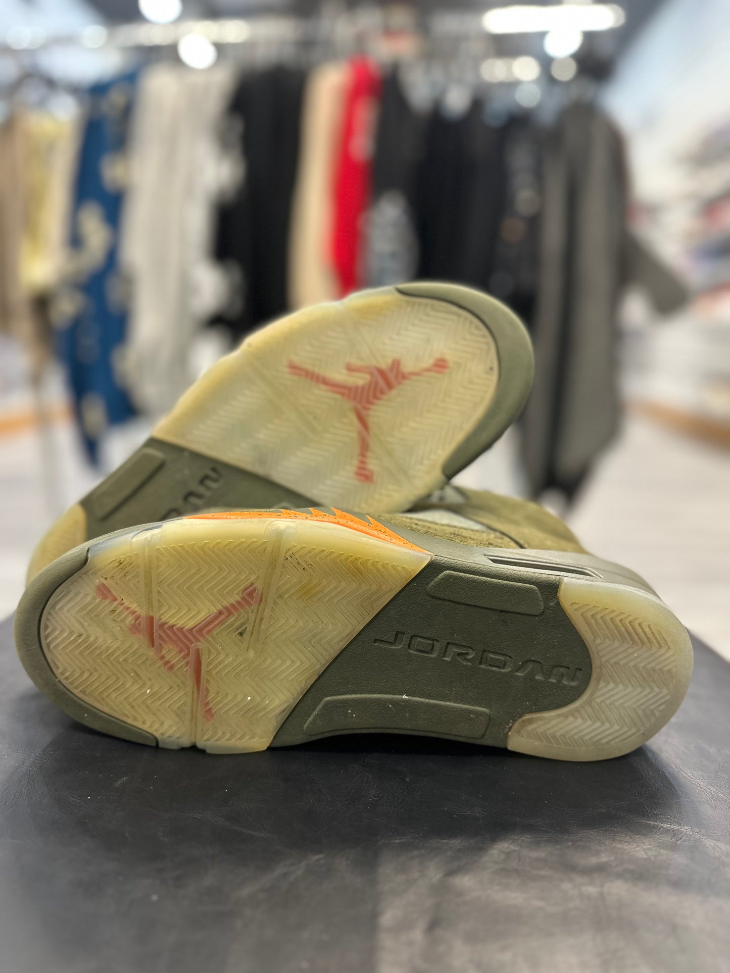 *USED* Jordan 5 Retro Olive (2024)