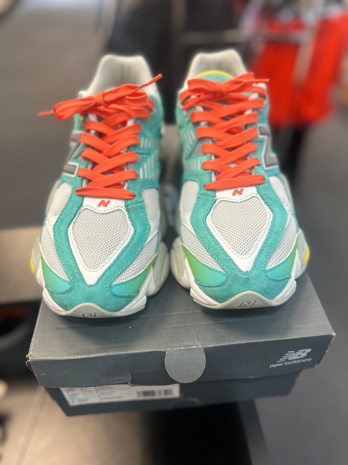 *USED* New Balance 9060 DTLR Cyan Burst
