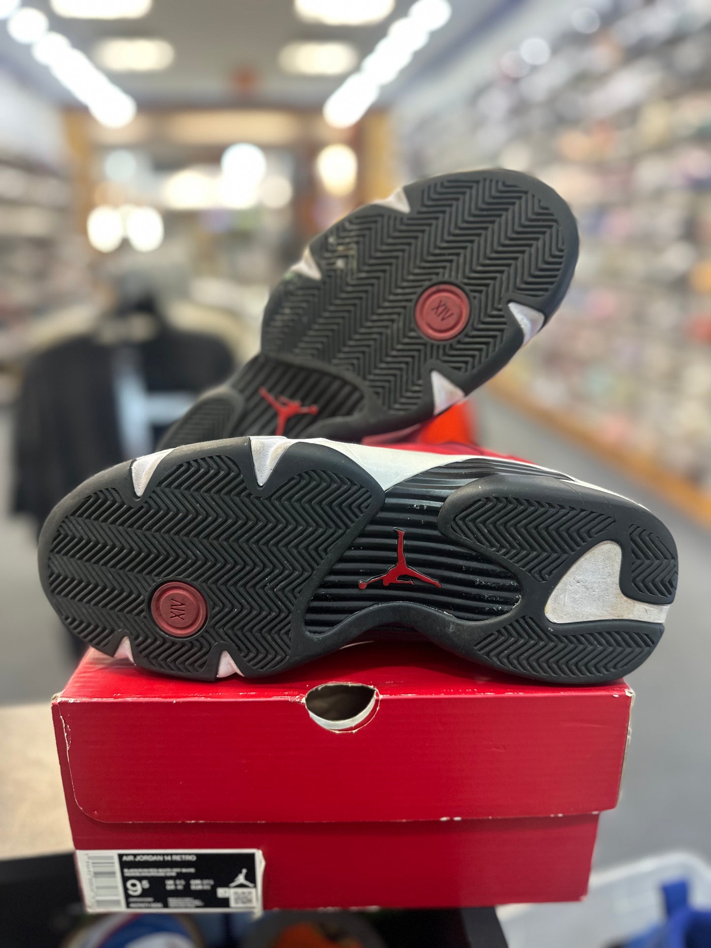 *USED* Jordan 14 Retro Gym Red Toro