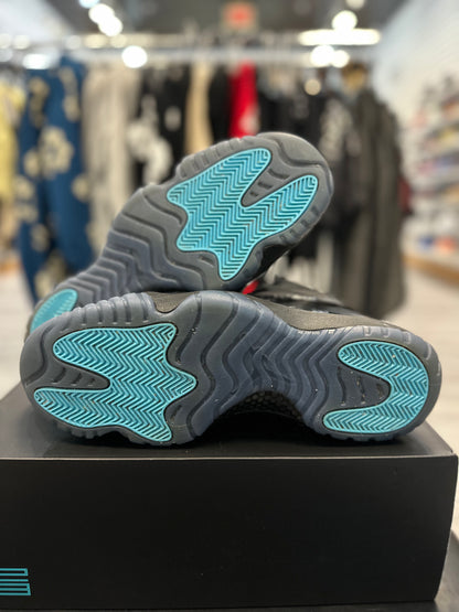 *USED* Jordan 11 Retro Gamma Blue (2025)