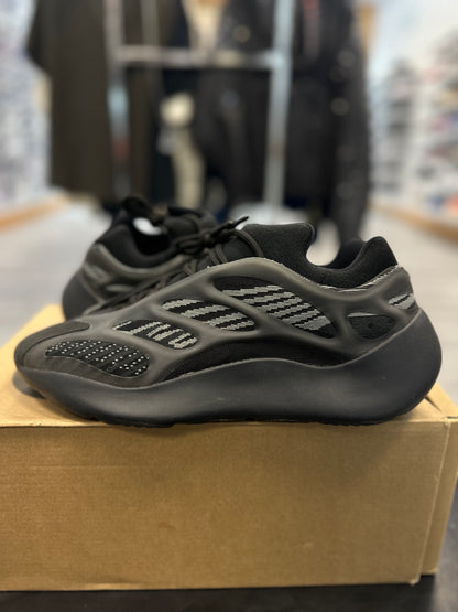 *USED* adidas Yeezy 700 V3 Dark Glow