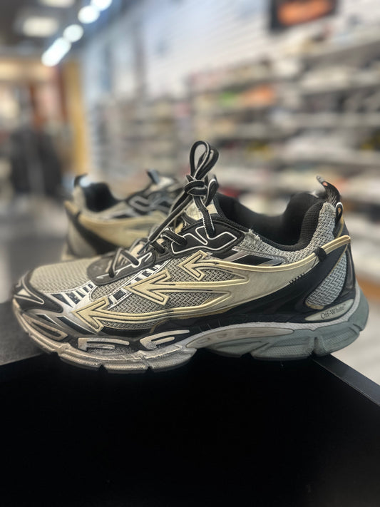 *USED* OFF-WHITE Be Right Back Grey Black