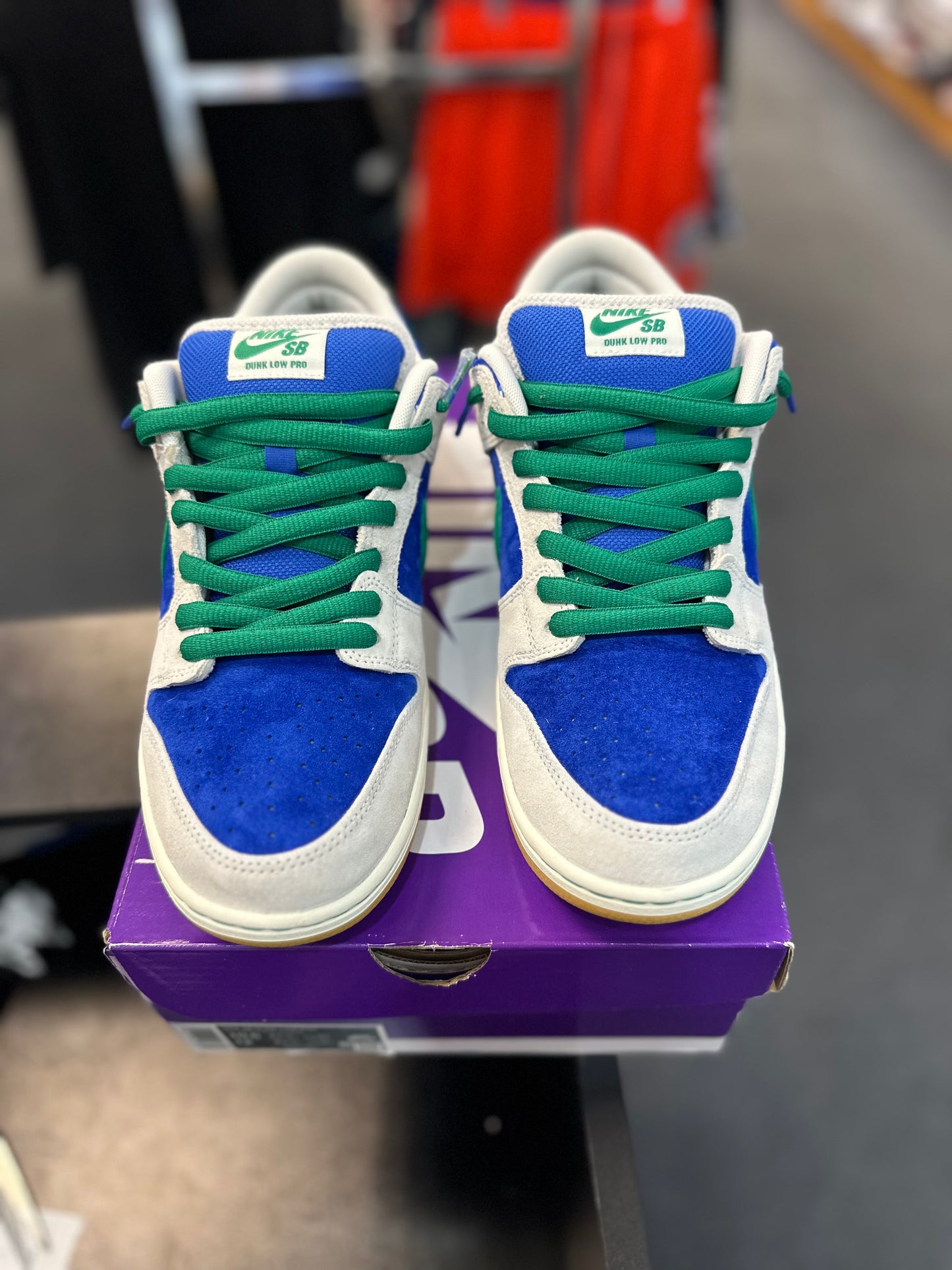 *USED* Nike SB Dunk Low Hyper Royal Malachite