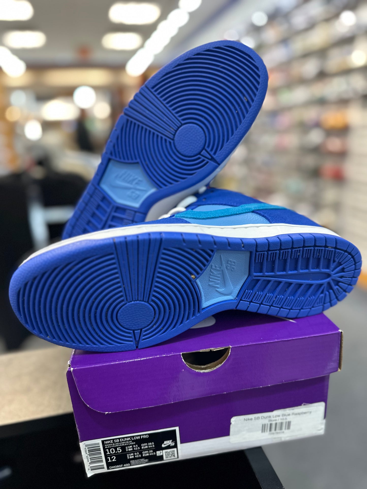 *USED* Nike SB Dunk Low Blue Raspberry