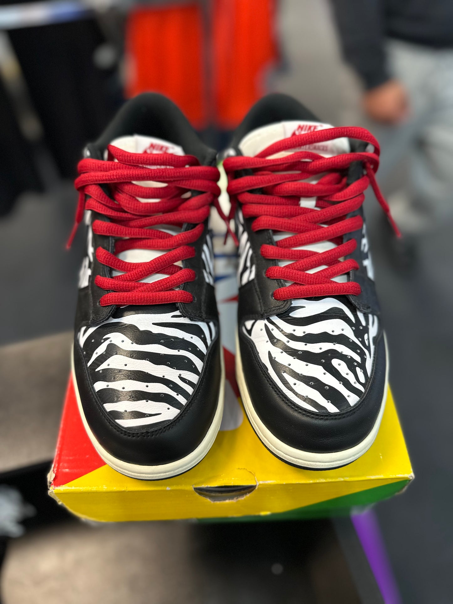 *USED* Nike SB Dunk Low OG QS Quartersnacks Zebra