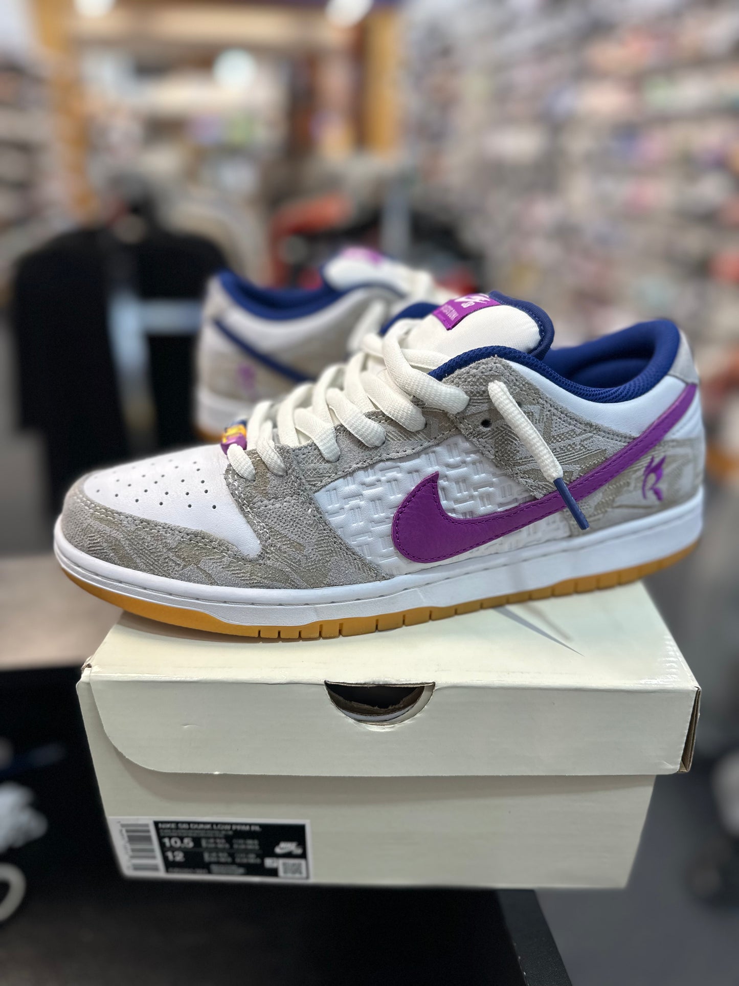 *USED* Nike SB Dunk Low Rayssa Leal
